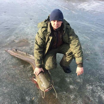 Зимняя рыбалка в Астрахани. База Донгар