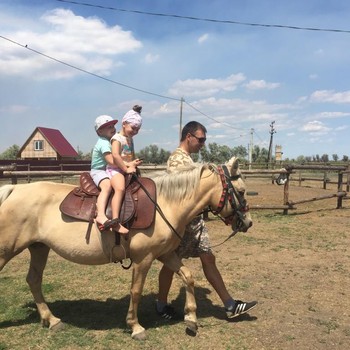 Катание на лошадях. База Донгар в Астрахани